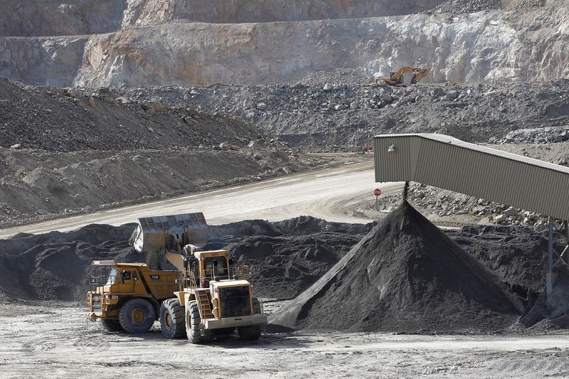 &copy; Reuters. FILE PHOTO: The Minto Mine  is pictured in Minto, Yukon August 21, 2012. Minto Metals  announced in May 2023 that it had ceased all operations at the copper-gold mine, and the Yukon government had taken control of the site. REUTERS/Chris Wattie/File Photo