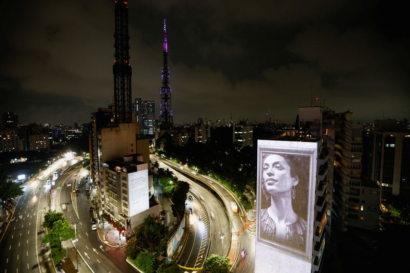 &copy; Reuters. Homenagem a Marielle Franco em prédio de São Paulo
14/03/2023
REUTERS/Amanda Perobelli