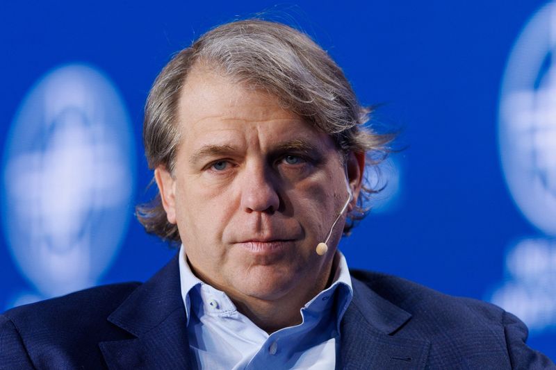 &copy; Reuters. FILE PHOTO: Todd Boehly, co-founder, chairman and CEO of Eldridge, speaks at the 2023 Milken Institute Global Conference in Beverly Hills, California, U.S., May 3, 2023. REUTERS/Mike Blake/File Photo