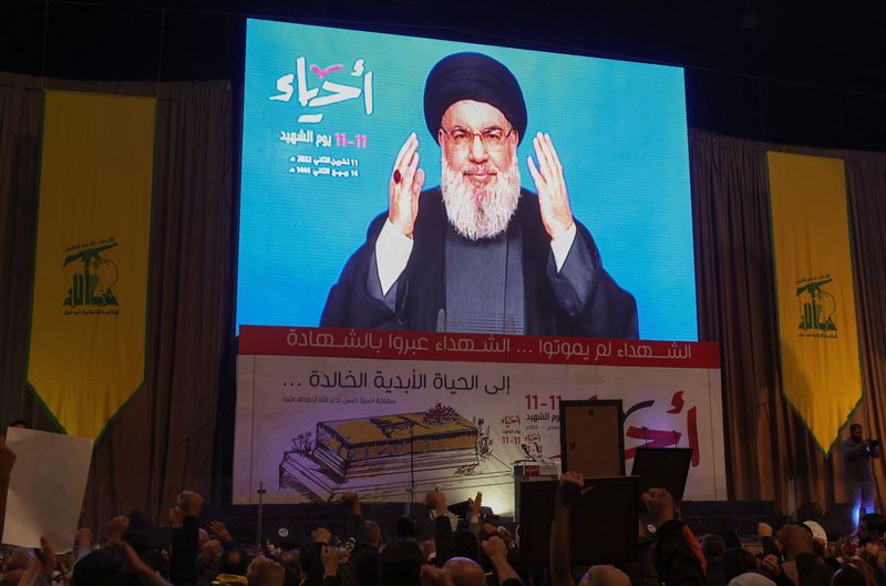&copy; Reuters. حسن نصر الله الأمين العام لجماعة حزب الله يوجه كلمة إلى مؤيديه عبر الفيديو في بيروت. صورة من أرشيف رويترز