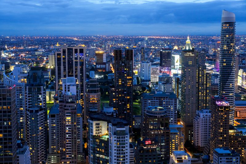 &copy; Reuters. FILE PHOTO-Bangkok's skyline is photographed during sunset in Bangkok, Thailand, July 3, 2023. REUTERS/Athit Perawongmetha/File Photo