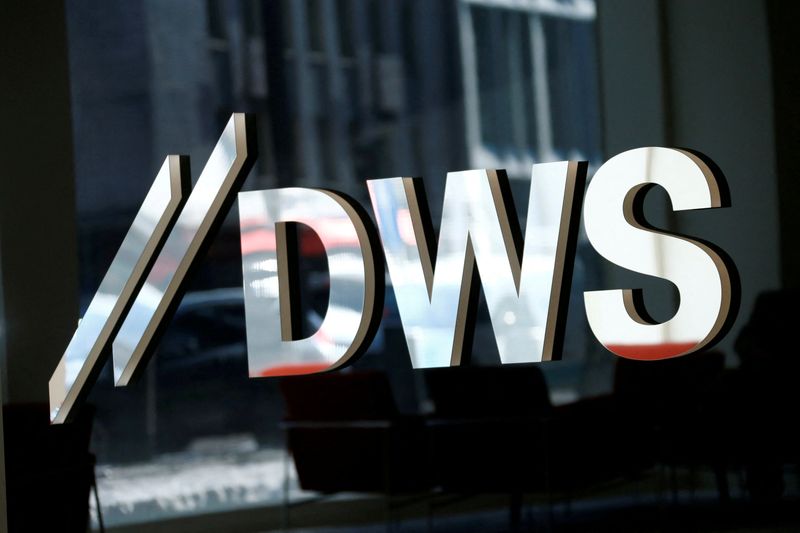 &copy; Reuters. FILE PHOTO: The logo of Deutsche Bank's DWS Asset Management is pictured at their headquarters in Frankfurt, Germany, March 19, 2018. REUTERS/Ralph Orlowski/File Photo