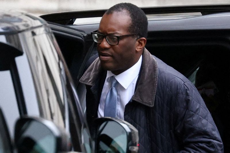 &copy; Reuters. FILE PHOTO: Chancellor of the Exchequer Kwasi Kwarteng exits a car on Downing Street in London, Britain, October 14, 2022. REUTERS/Henry Nicholls/File Photo