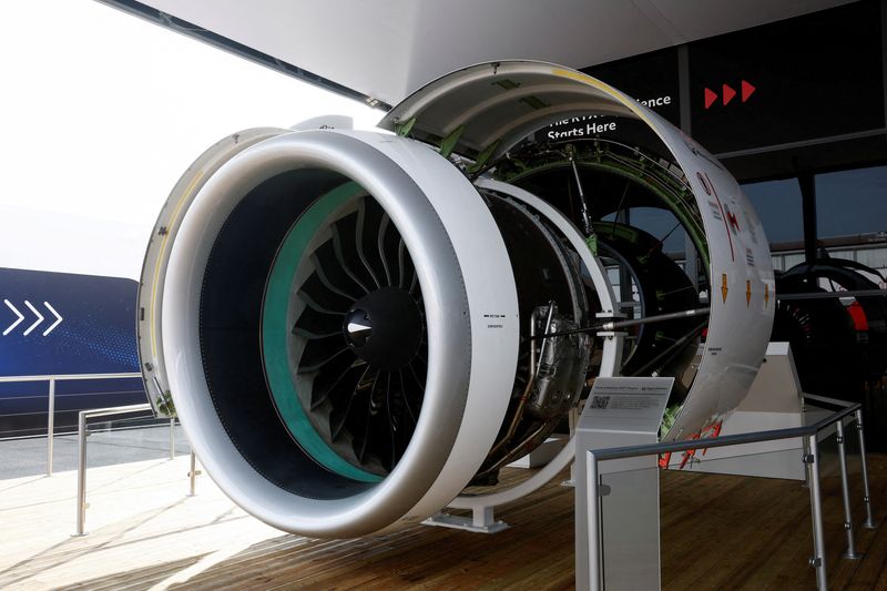 &copy; Reuters. FILE PHOTO: Model of a Pratt & Whitney GTF engine is displayed at the 54th International Paris Air Show at Le Bourget Airport near Paris, France, June 20, 2023. REUTERS/Benoit Tessier/File Photo