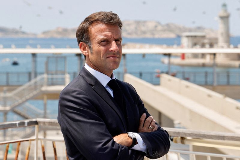&copy; Reuters. Emmanuel Macorn lors d'une visite à Marseille. /Photo prise le 28 juin 2023/REUTERS/LUDOVIC MARIN