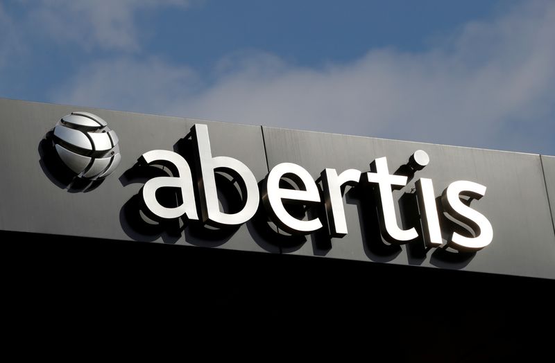 &copy; Reuters. Il logo di Abertis a Barcellona, Spagna. REUTERS/Eric Gaillard/File Photo