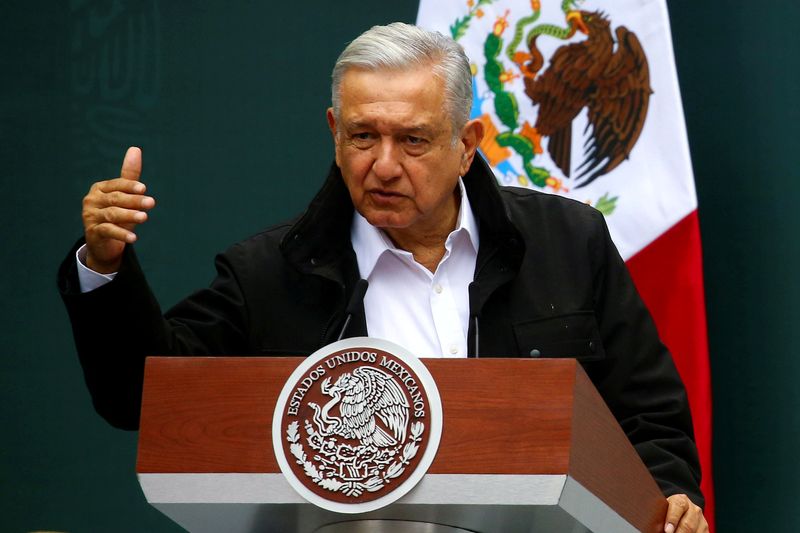 Mexican president defends armed forces in missing students case