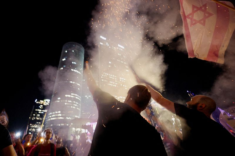 &copy; Reuters. Protesto em Tel Aviv
 27/7/2023   REUTERS/Amir Cohen