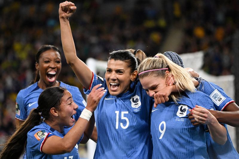 &copy; Reuters. Jogadoras da França comemoram gol contra o Brasil
29/07/2023
REUTERS/Dan Peled