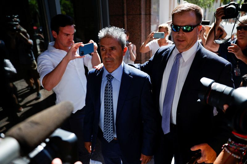 © Reuters. Carlos De Oliveira, the property manager of former U.S. President Donald Trump's Mar-a-Lago estate, arrives at federal court to face charges related to Trump's retention of classified documents at his Florida resort home, in Miami, Florida, U.S. July 31, 2023. REUTERS/Marco Bello