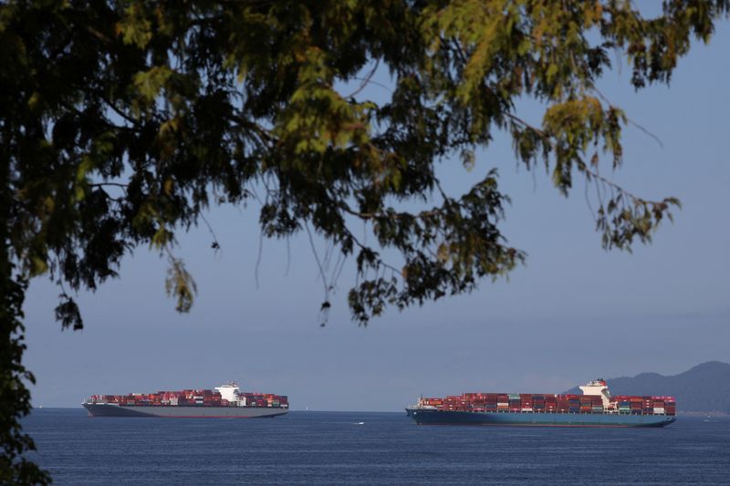 &copy; Reuters. 　７月３１日、カナダの港湾労働組合と経営側が新たな労働協約で暫定合意した。写真はバンクーバーで３０日撮影（２０２３年　ロイター／Chris Helgren）
