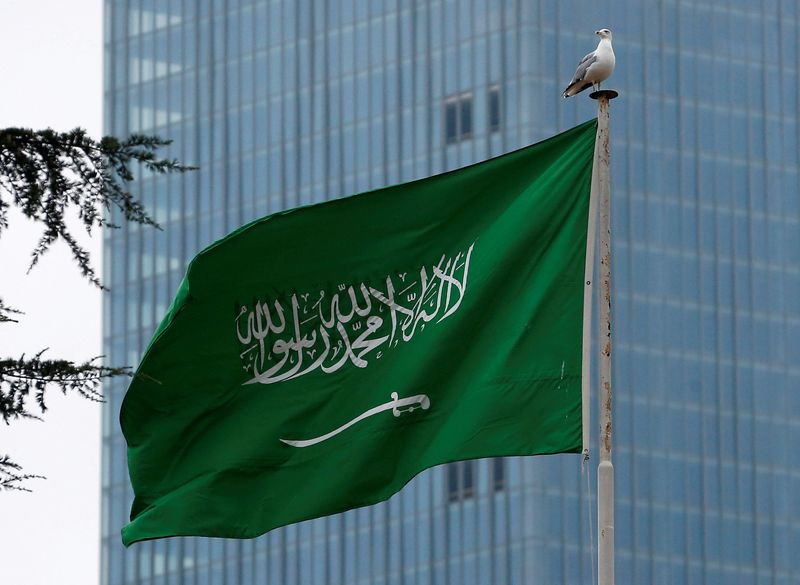 &copy; Reuters. علم السعودية في صورة من أرشيف رويترز.