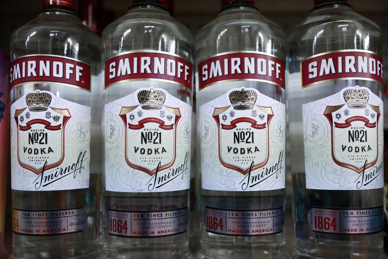 &copy; Reuters. FILE PHOTO: Bottles of Smirnoff vodka, a brand of Diageo, are seen for sale in Manhattan, New York City, U.S., May 20, 2022. REUTERS/Andrew Kelly/File Photo