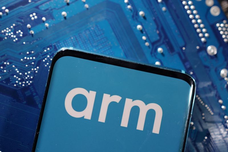 &copy; Reuters. FILE PHOTO-A smartphone with a displayed Arm Ltd logo is placed on a computer motherboard in this illustration taken March 6, 2023. REUTERS/Dado Ruvic/Illustration/File Photo