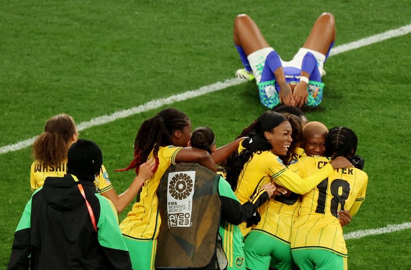 Brasil é eliminado da Copa do Mundo feminina após empate sem gols com  Jamaica Por Reuters