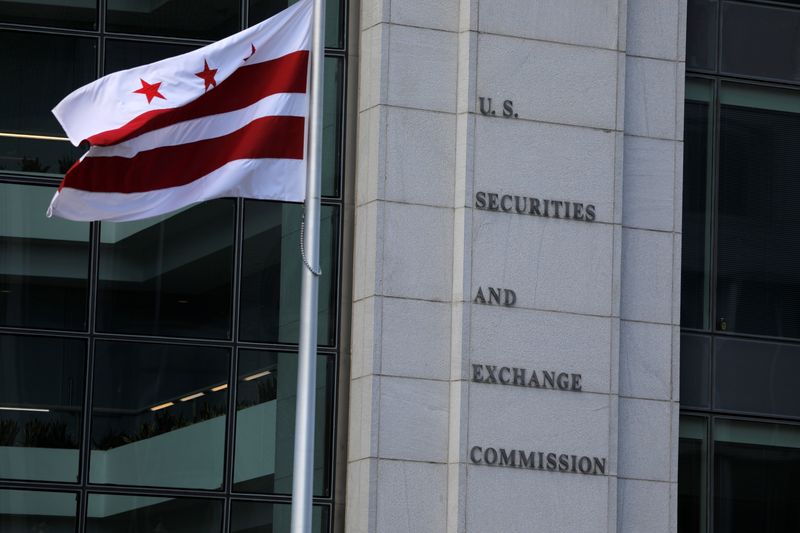 &copy; Reuters. Signage is seen at the headquarters of the U.S. Securities and Exchange Commission (SEC) in Washington, D.C., U.S., May 12, 2021.   REUTERS/Andrew Kelly