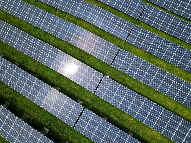 &copy; Reuters. Painéis solares
28/06/2023
REUTERS/Piroschka van de Wouw