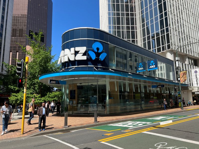 &copy; Reuters. The logo of the ANZ Bank is seen at Lambton Quay, in Wellington, New Zealand November 10, 2022. REUTERS/Lucy Craymer