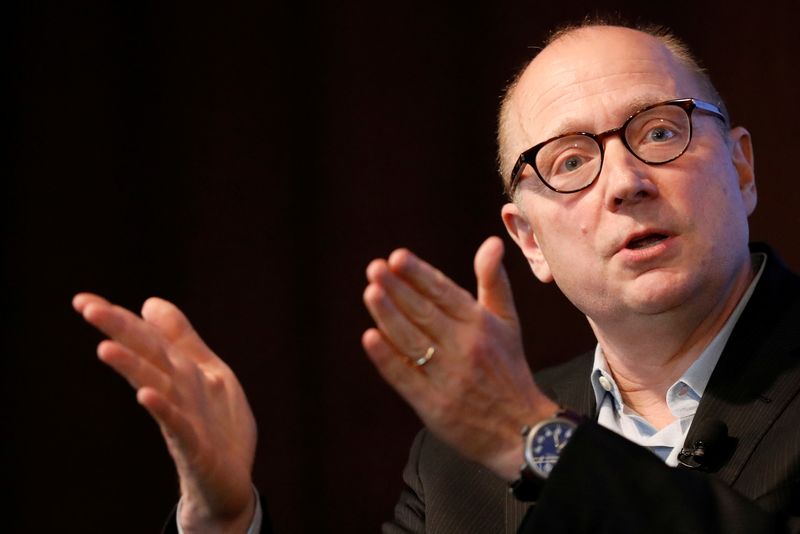 © Reuters. Stephen Girsky, Managing Partner for VectolQ, speaks during a Reuters Newsmaker event on the Future of Autonomous Vehicles in New York City, U.S. June 20, 2017. REUTERS/Brendan McDermid/File photo