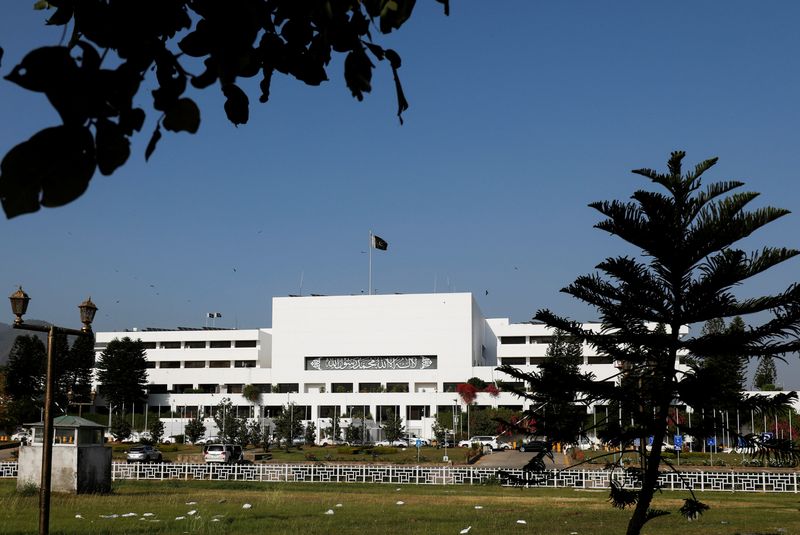 &copy; Reuters. Visão geral do edifício do Parlamento em Islamabade, Paquistão.
10/04/2022
REUTERS/Akhtar Soomro/File Photo