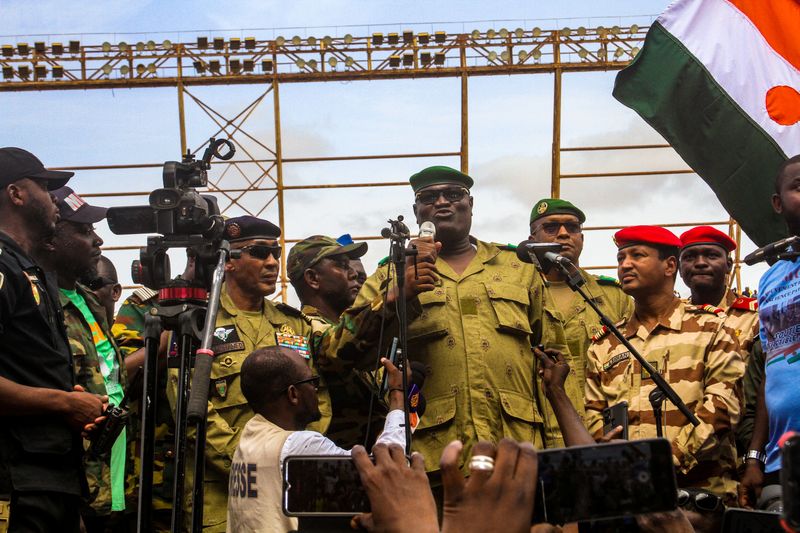 &copy; Reuters. Members of a military council that staged a coup in Niger attend a rally at a stadium in Niamey, Niger, August 6, 2023. REUTERS/Mahamadou Hamidou NO RESALES. NO ARCHIVES