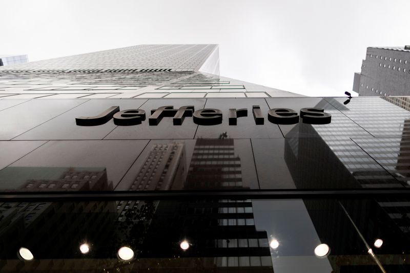 &copy; Reuters. Gli uffici di Jefferies Financial Group a Manhattan, New York City, Stati Uniti. REUTERS/Eduardo Munoz