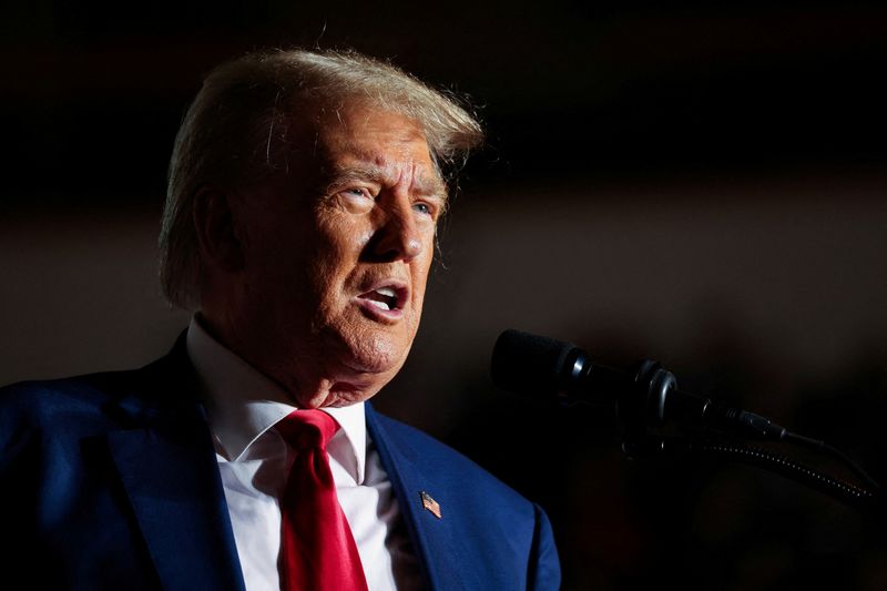 &copy; Reuters. FILE PHOTO: Former U.S. President and Republican presidential candidate Donald Trump speaks during a campaign rally in Erie, Pennsylvania, U.S., July 29, 2023. REUTERS/Lindsay DeDario/File Photo