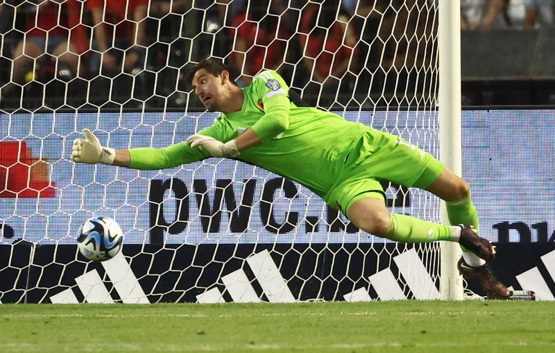 サッカー＝レアルに痛手、正GKクルトワが左膝の靱帯断裂 執筆