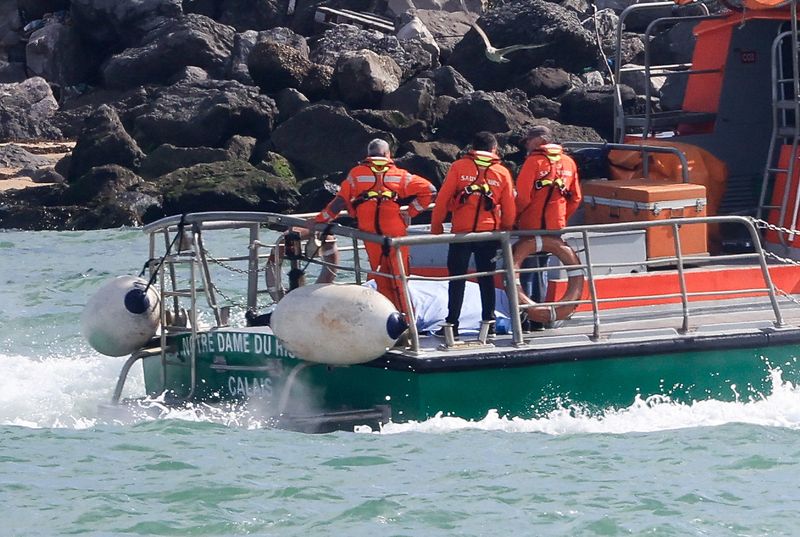 Six dead after migrant boat capsizes in Channel