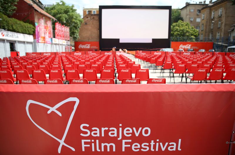 &copy; Reuters. صورة من أرشيف رويترز لمكان إقامة مهرجان سراييفو السينمائي وشعاره