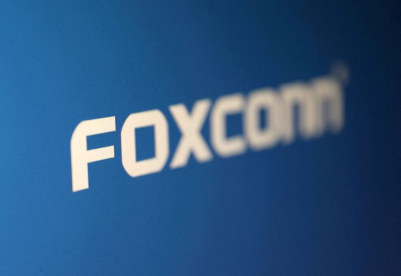 &copy; Reuters. Photo d'archives du logo de Foxconn. /Photo prise le 2 mai 2023/REUTERS/Dado Ruvic