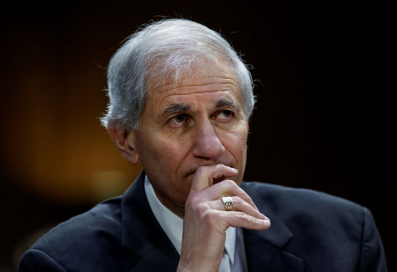 &copy; Reuters. FILE PHOTO: Federal Deposit Insurance Corporation Chairman Martin J. Gruenberg looks on during a hearing at the Senate Banking, Housing and Urban Affairs Committee on "Recent Bank Failures and the Federal Regulatory Response" on Capitol Hill in Washington