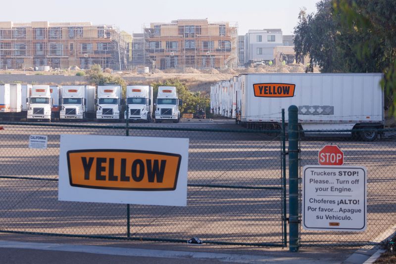 &copy; Reuters. FILE PHOTO: Semi truck trailers are picrured at freight trucking company Yellow’s terminal near the Otay Mesa border crossing between the U.S. and Mexico, after the company filed for bankruptcy protection, in San Diego, California, U.S., August 7, 2023 