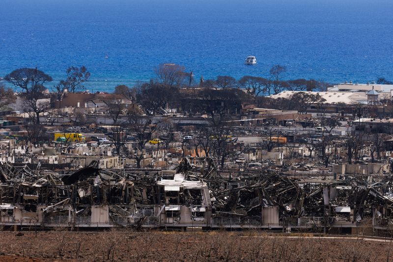 © Reuters. A general view shows damage in the fire ravaged town of Lahaina on the island of Maui in Hawaii, U.S., August 15, 2023.  REUTERS/Mike Blake