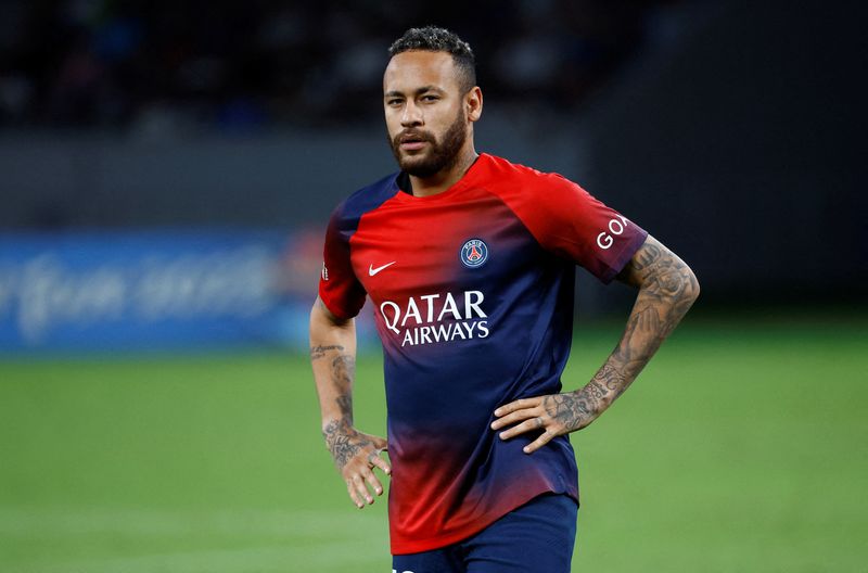 &copy; Reuters. Jogador brasileiro Neymar jogando em partida pelo Paris Saint-Germain no Japão
1/8/2023 REUTERS/Kim Kyung-Hoon/Arquivo