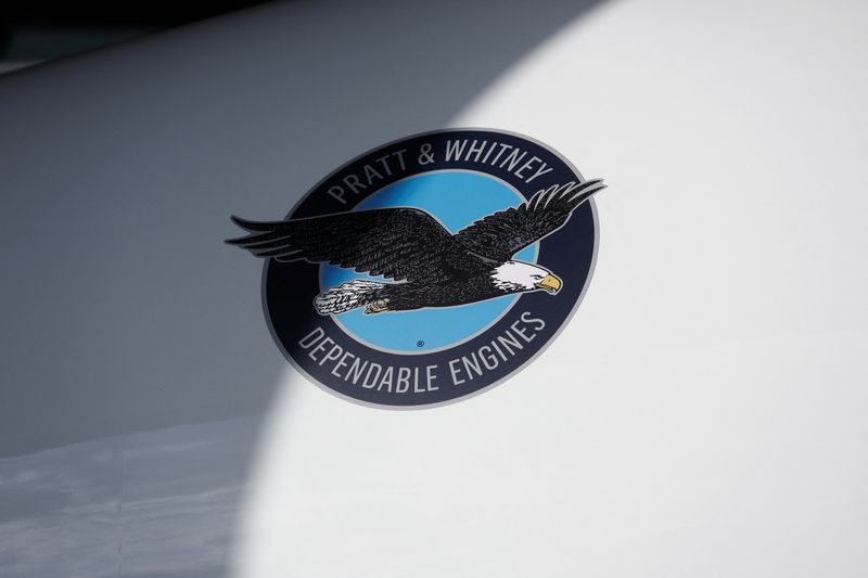 &copy; Reuters. FILE PHOTO: Pratt & Whitney logo is pictured on the GTF engine at the 54th International Paris Air Show at Le Bourget Airport near Paris, France, June 20, 2023. REUTERS/Benoit Tessier