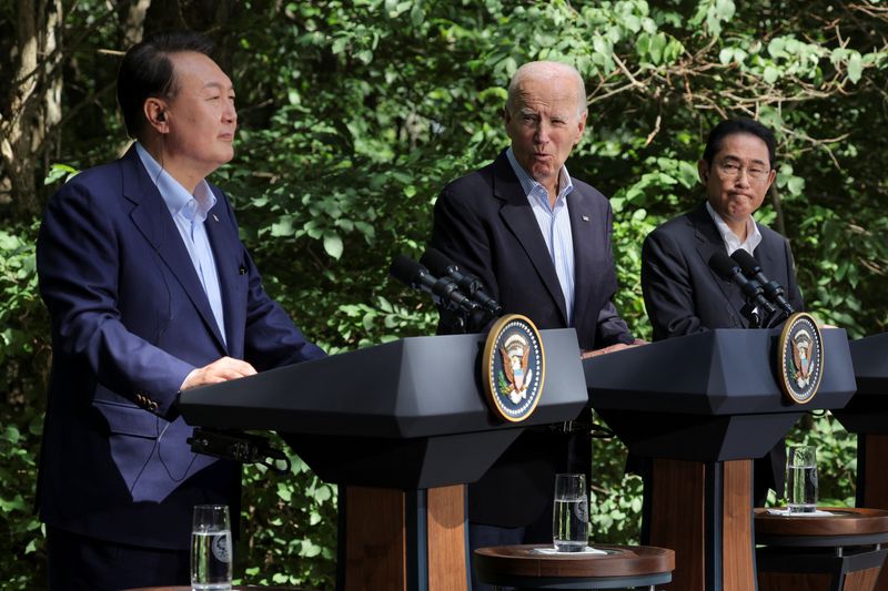 Biden, Kishida, Yoon at historic Camp David summit