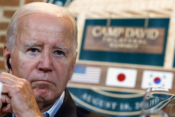 &copy; Reuters. El presidente de EEUU, Joe Biden, participa en una cumbre trilateral con Japón y Corea del Sur en Camp David, cerca de Thurmont, Maryland, EEUU. 18 agosto 2023. REUTERS/Evelyn Hockstein