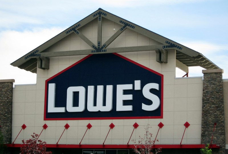 &copy; Reuters. FILE PHOTO: The Lowe's logo is seen in Westminster, Colorado May 16, 2011. REUTERS/Rick Wilking/