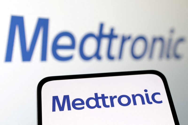&copy; Reuters. FILE PHOTO: Medtronic Plc logo is seen displayed in this illustration taken, April 10, 2023. REUTERS/Dado Ruvic/Illustration/File Photo
