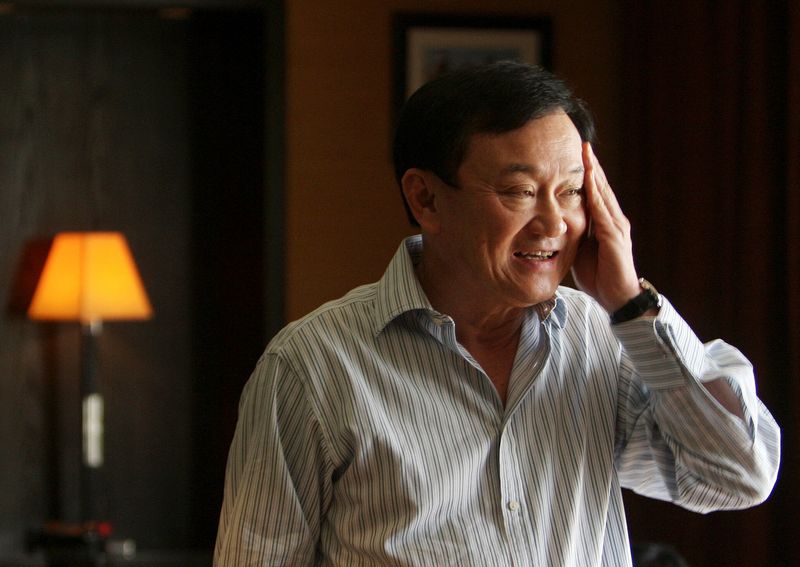 &copy; Reuters. Thaksin Shinawatra em Dubai
 3/7/2011   REUTERS/Jumana El Heloueh