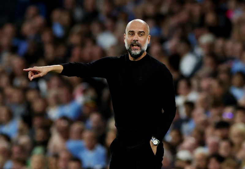 &copy; Reuters. Guardiola em jogo do Manchester City contra Newcastle United
 19/8/2023     REUTERS/Phil Noble