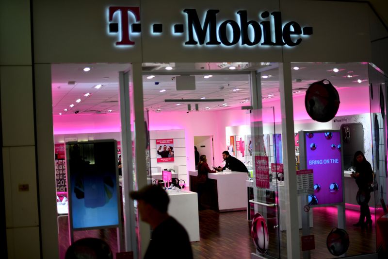 T-Mobile US to cut 5,000 jobs