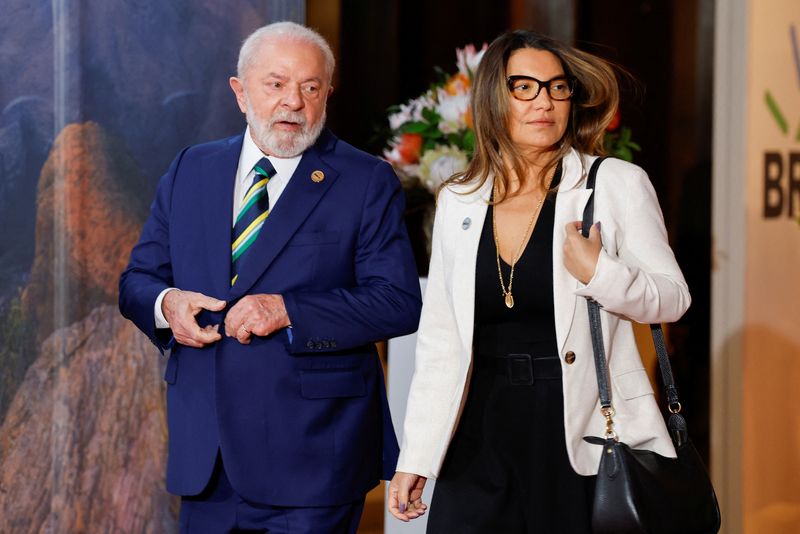 &copy; Reuters. Presidente Lula e a primeira-dama, Janja, em Johanesburgo durante a cúpula do Brics
23/08/2023
Gianluigi Guercia/Pool via REUTERS