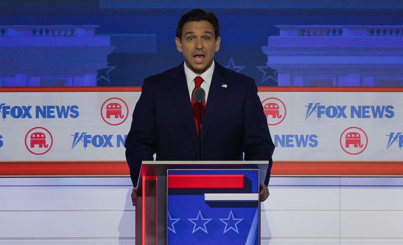 &copy; Reuters. FILE PHOTO: Republican presidential candidate and Florida Governor Ron DeSantis speaks at the first Republican candidates' debate of the 2024 U.S. presidential campaign in Milwaukee, Wisconsin, U.S. August 23, 2023. REUTERS/Brian Snyder/File Photo