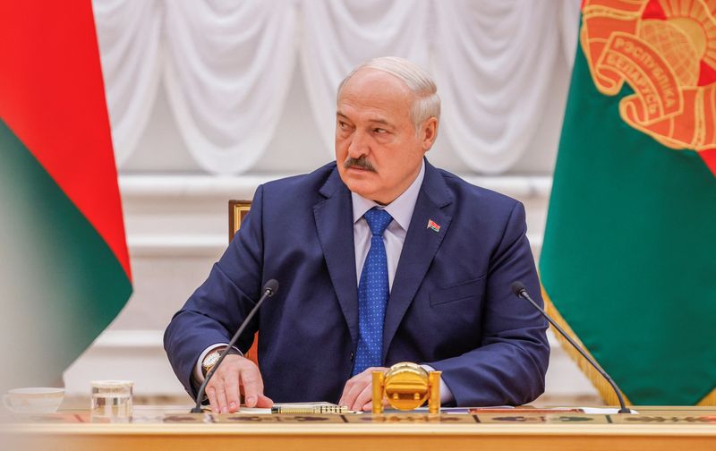 &copy; Reuters. رئيس روسيا البيضاء ألكسندر لوكاشينكو خلال مؤتمر صحفي في مينسك في السادس من يوليو تموز 2023. تصوير: ماكسيم شيمتوف - رويترز.