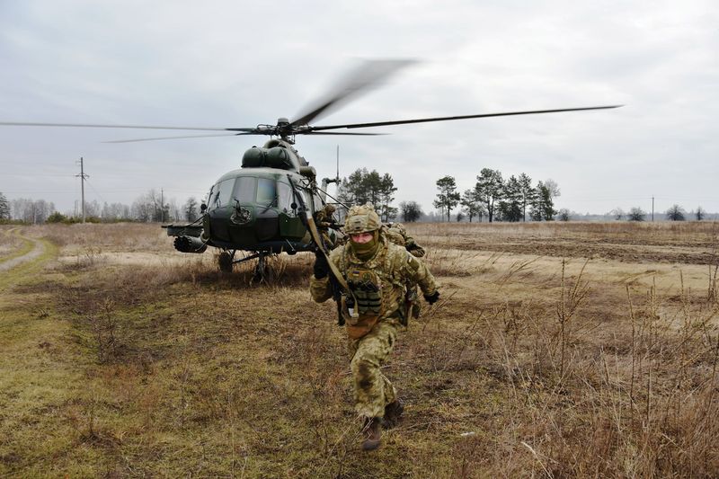 Trois pilotes de chasse ukrainiens tués dans une collision en vol