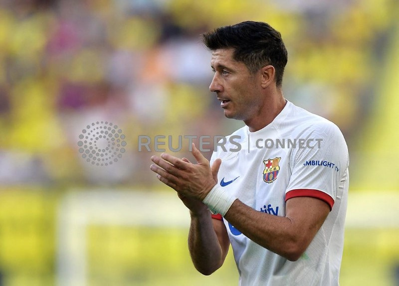 &copy; Reuters. Robert Lewandowski, do Barcelona
27/08/2023
REUTERS/Pablo Morano