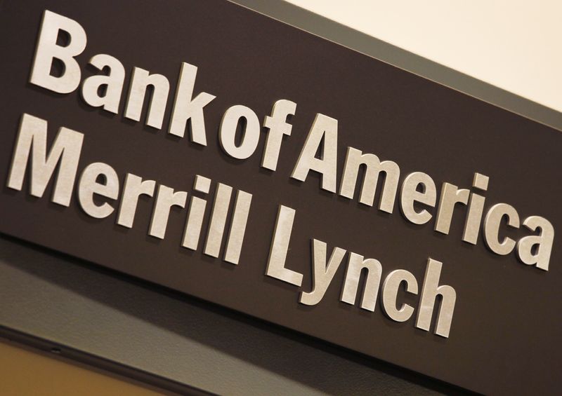 &copy; Reuters. FOTO DE ARCHIVO: El logotipo de Bank of America y Merrill Lynch se muestra en su oficina de Hong Kong. 8 de marzo, 2013. REUTERS/Bobby Yip