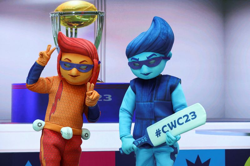 © Reuters. FILE PHOTO: The ICC Men's Cricket World Cup 2023 mascots pose for a picture after they were unveiled during an event at a mall in Gurugram, India, August 19, 2023. REUTERS/Anushree Fadnavis/File Photo